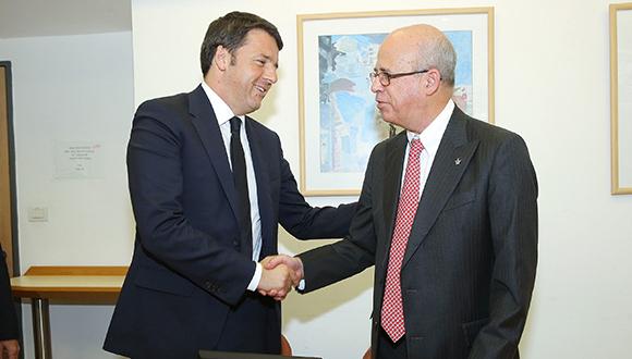 ראש ממשלת איטליה, מתאו רנצי, ונשיא האוניברסיטה פרופ' יוסף קלפטר ראש ממשלת איטליה, מתאו רנצי, ונשיא האוניברסיטה פרופ' יוסף קלפטר